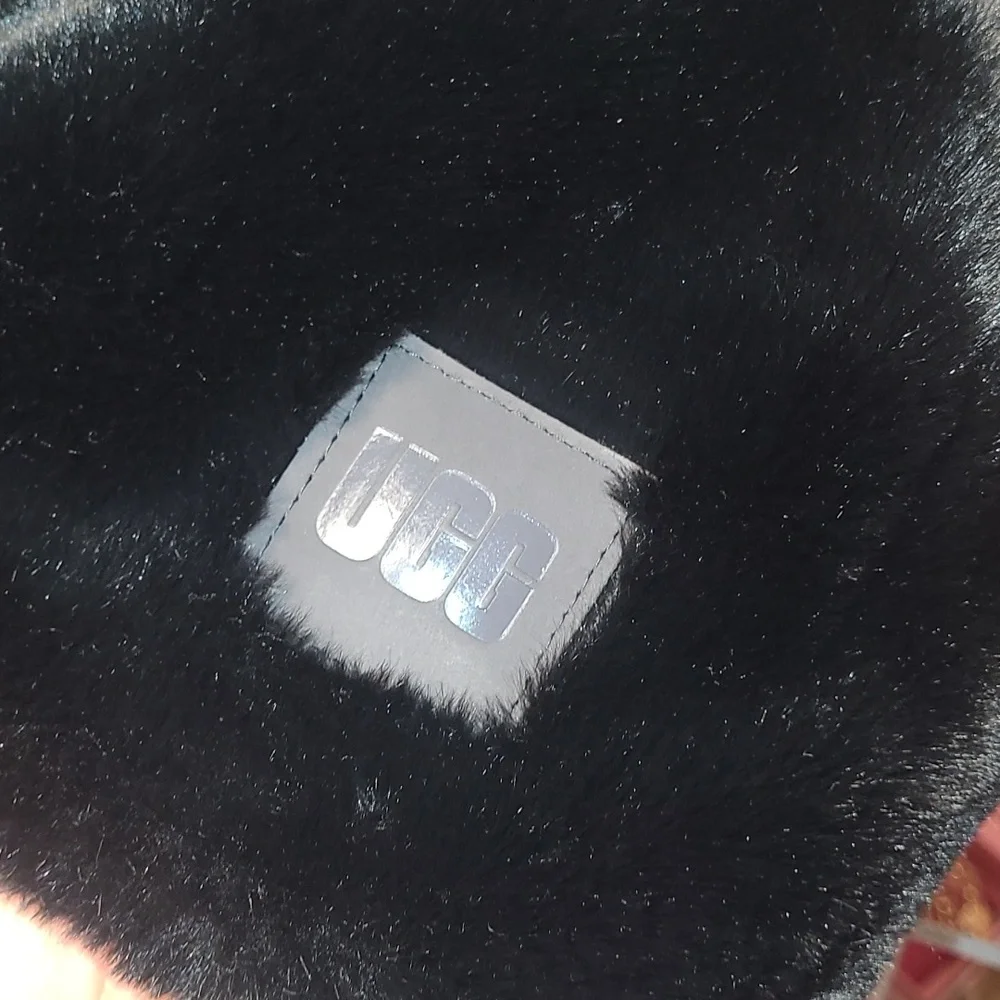 UGG Faux Fur Beanie - Black - OSFM